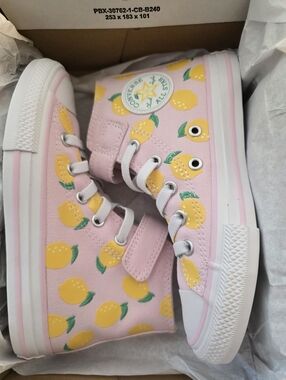 Converse Kids Pink Canvas High-Top Sneakers with Yellow Lemon Print